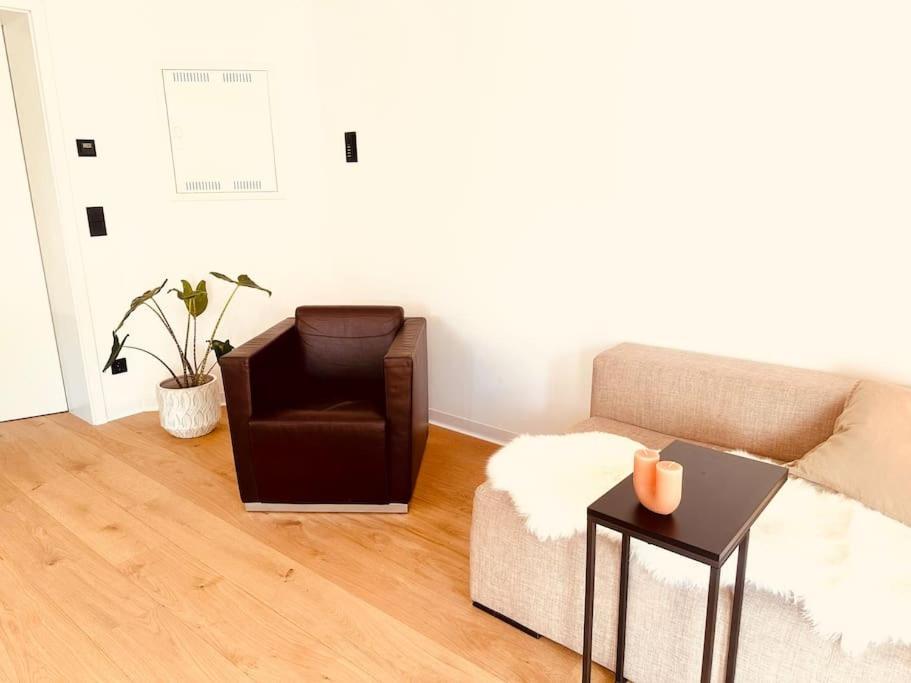 2 Zimmer Apartment Sindelfingen Boeblingen Calw Aidlingen ภายนอก รูปภาพ